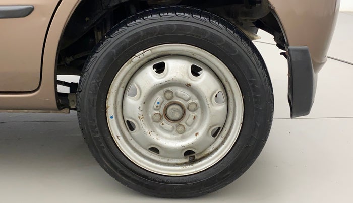 2010 Maruti Zen Estilo LXI, Petrol, Manual, 29,149 km, Left Rear Wheel