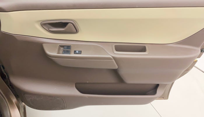 2010 Maruti Zen Estilo LXI, Petrol, Manual, 29,149 km, Driver Side Door Panels Control