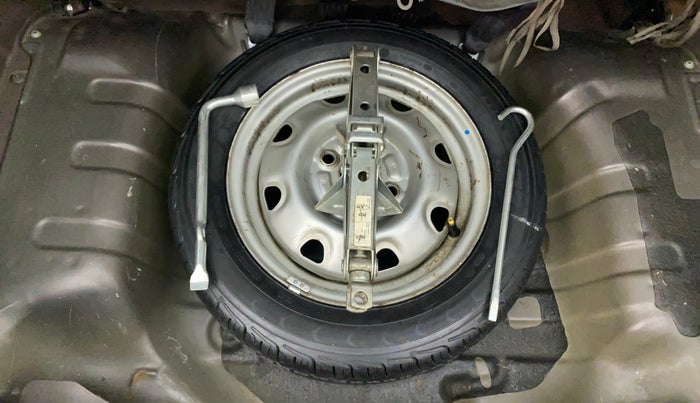 2010 Maruti Zen Estilo LXI, Petrol, Manual, 29,149 km, Spare Tyre