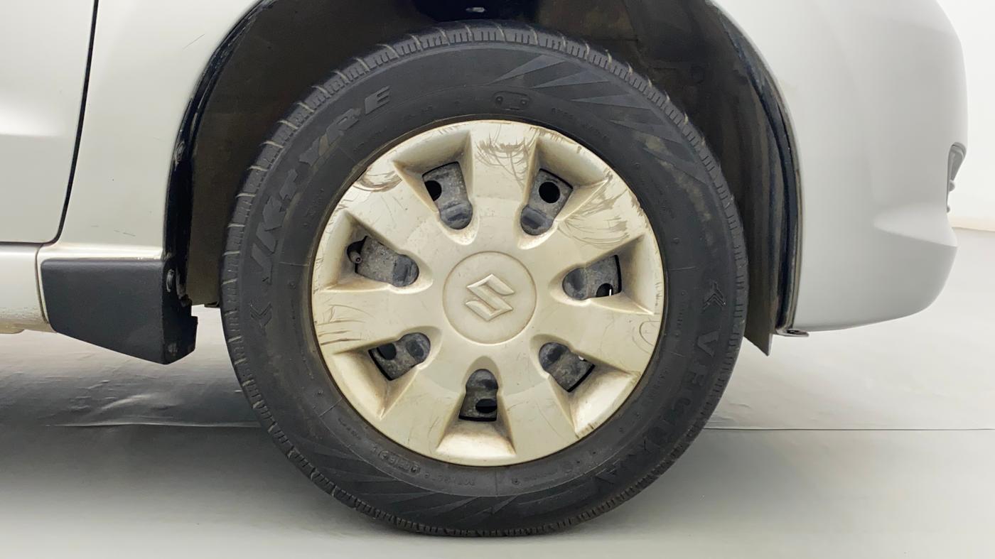 2012 Maruti A Star VXI (ABS) AT, Petrol, Automatic, 64,108 km, Right Front Wheel