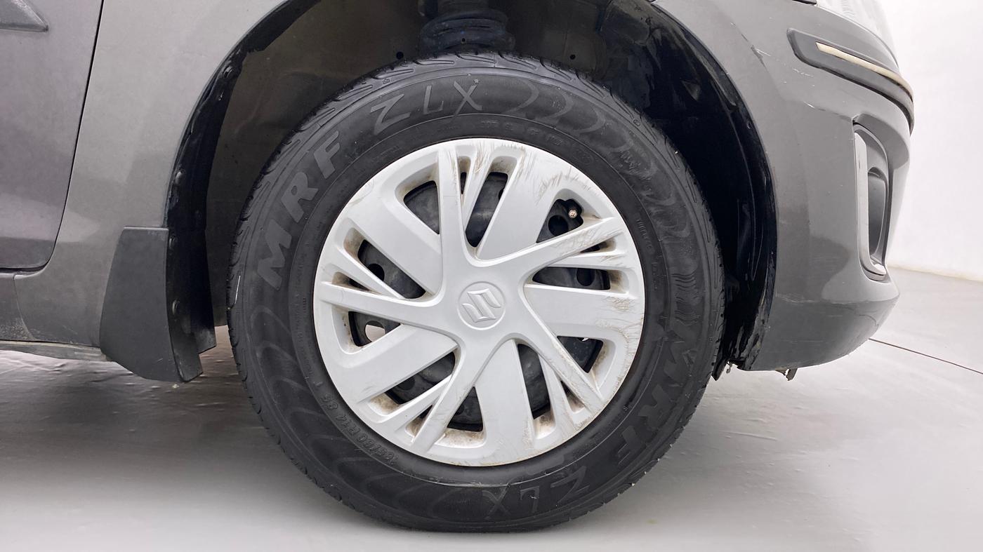 2016 Maruti Swift VXI, Petrol, Manual, 63,313 km, Right Front Wheel