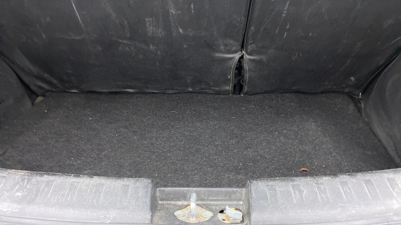 2016 Maruti Swift VXI, Petrol, Manual, 63,313 km, Boot Inside