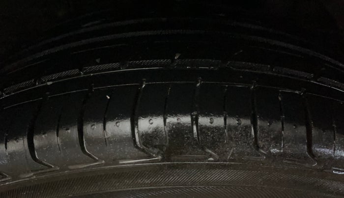 2020 Hyundai Elite i20 ASTA 1.2 (O), Petrol, Manual, 82,054 km, Left Rear Tyre Tread