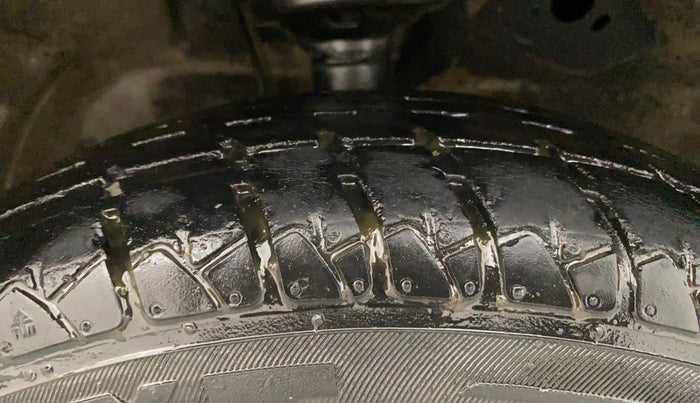 2014 Maruti Wagon R 1.0 LXI CNG, CNG, Manual, 74,760 km, Right Front Tyre Tread