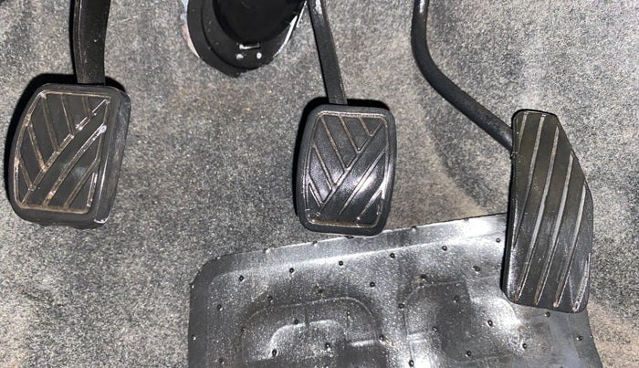 2014 Maruti Wagon R 1.0 LXI CNG, CNG, Manual, 74,760 km, Pedals