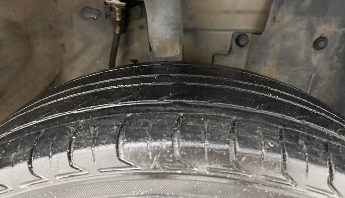 2016 Datsun Go Plus T, Petrol, Manual, 1,15,977 km, Right Front Tyre Tread