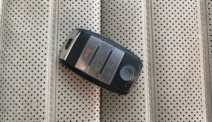 2019 KIA SELTOS GTX PLUS DCT 1.4 PETROL, Petrol, Automatic, 74,190 km, Key Close Up