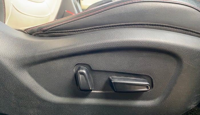 2019 KIA SELTOS GTX PLUS DCT 1.4 PETROL, Petrol, Automatic, 74,190 km, Driver Side Adjustment Panel