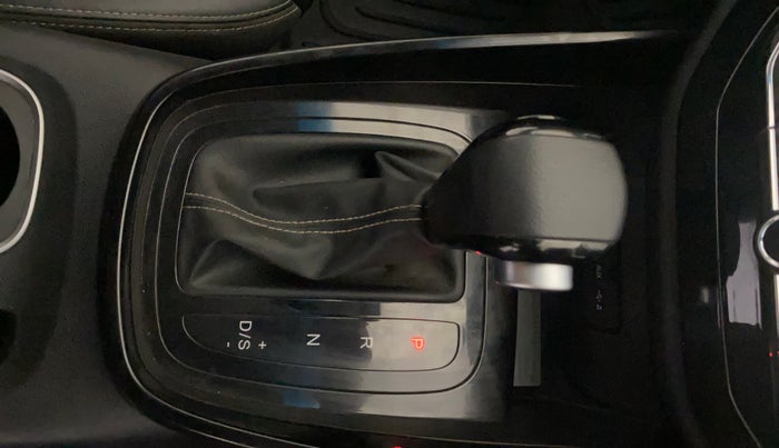 2019 MG HECTOR SHARP 1.5 DCT PETROL, Petrol, Automatic, 90,415 km, Gear Lever