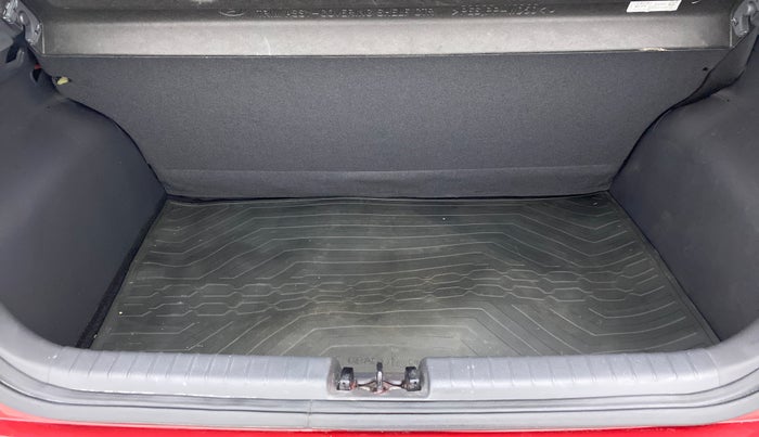 2020 Hyundai GRAND I10 NIOS SPORTZ 1.2 AT, Petrol, Automatic, 2,435 km, Boot Inside View