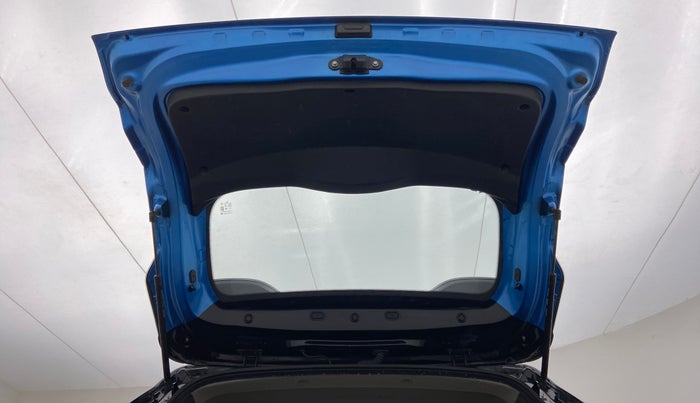 2021 Renault Kiger RXT MT DUAL TONE, Petrol, Manual, 47,768 km, Boot Door Open