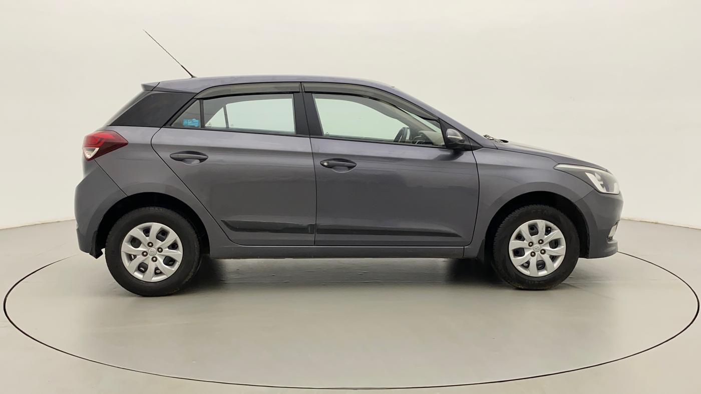 2017 Hyundai Elite i20 SPORTZ 1.2, Petrol, Manual, 34,704 km, Right Side View