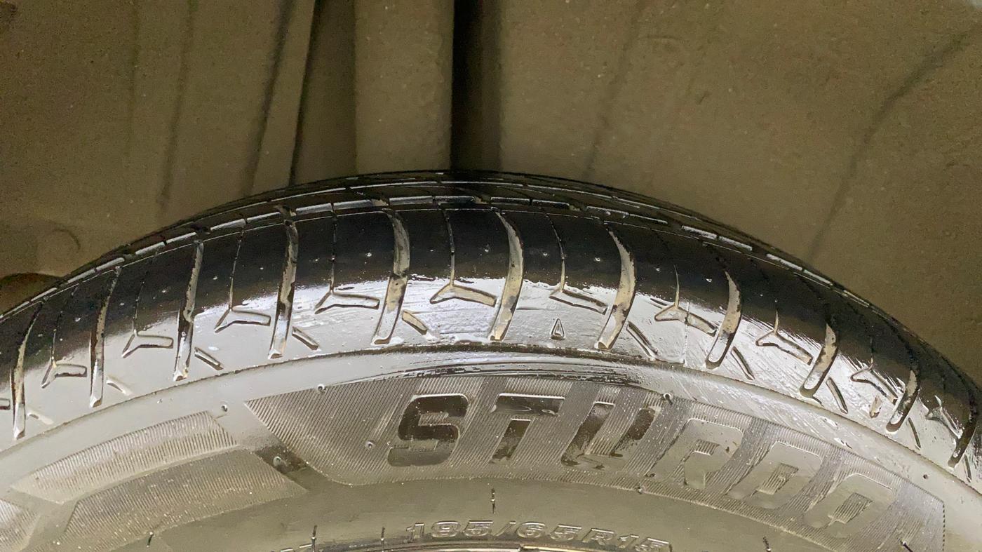 2021 Maruti XL6 ZETA MT, Petrol, Manual, 27,621 km, Right Rear Tyre Tread