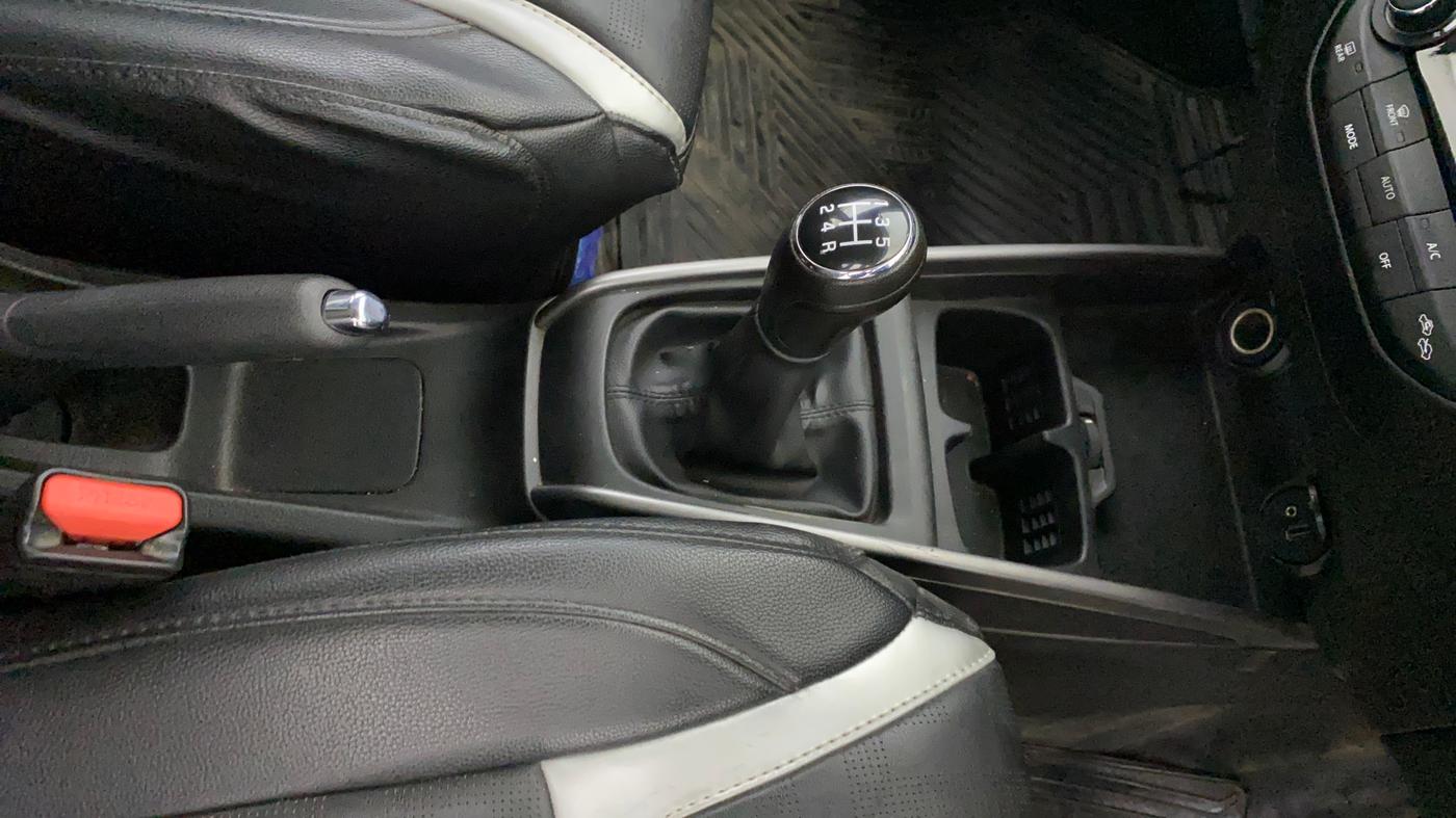 2021 Maruti XL6 ZETA MT, Petrol, Manual, 27,621 km, Gear Lever