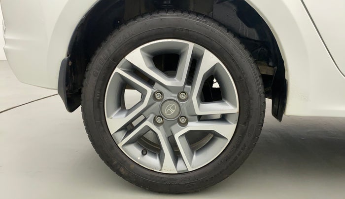 2022 Tata TIGOR XZA PLUS PETROL, Petrol, Automatic, 4,551 km, Right Rear Wheel