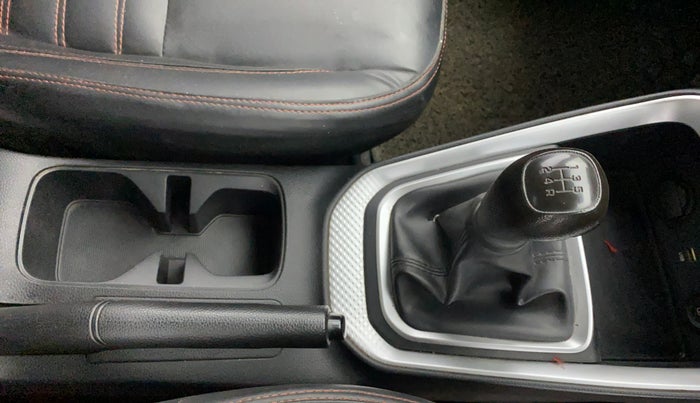 2021 KIA SONET HTK PLUS 1.2, Petrol, Manual, 50,425 km, Gear Lever