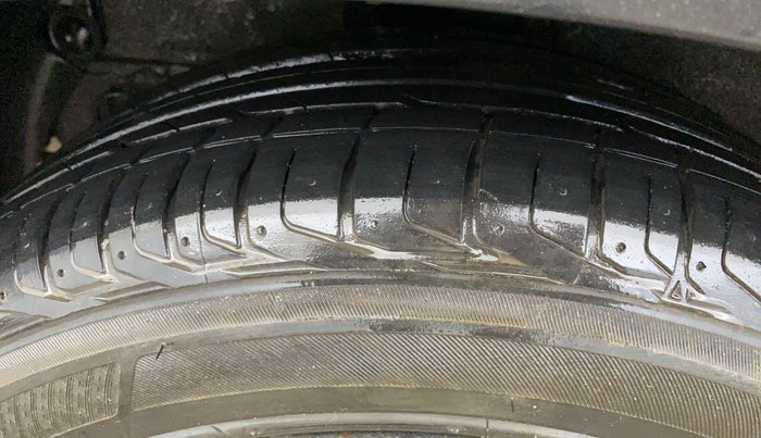 2021 KIA SONET HTK PLUS 1.2, Petrol, Manual, 50,425 km, Right Rear Tyre Tread