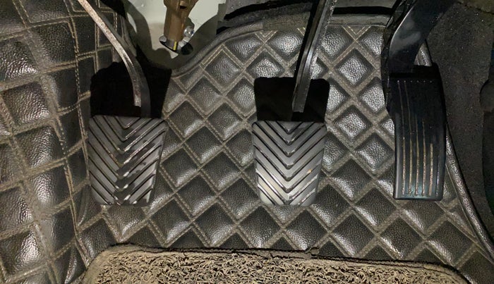 2021 KIA SONET HTK PLUS 1.2, Petrol, Manual, 50,425 km, Pedals