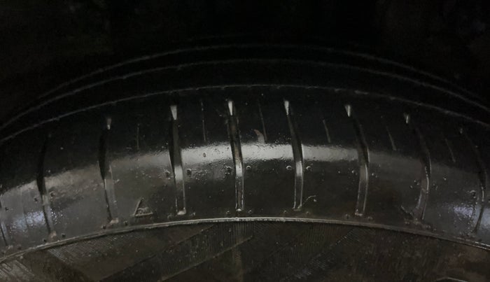 2019 Hyundai Elite i20 MAGNA PLUS 1.2, Petrol, Manual, 54,403 km, Left Rear Tyre Tread