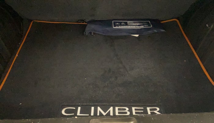 2018 Renault Kwid CLIMBER 1.0 AMT, Petrol, Automatic, 14,198 km, Boot Inside