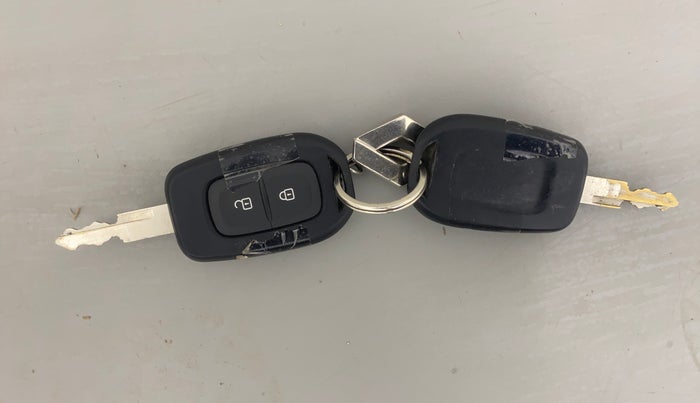 2018 Renault Kwid CLIMBER 1.0 AMT, Petrol, Automatic, 14,198 km, Key Close Up