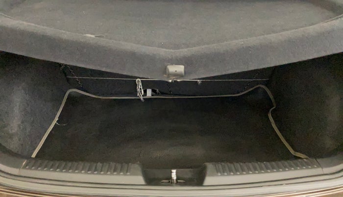 2017 Volkswagen Polo HIGHLINE1.2L, Petrol, Manual, 42,978 km, Boot Inside