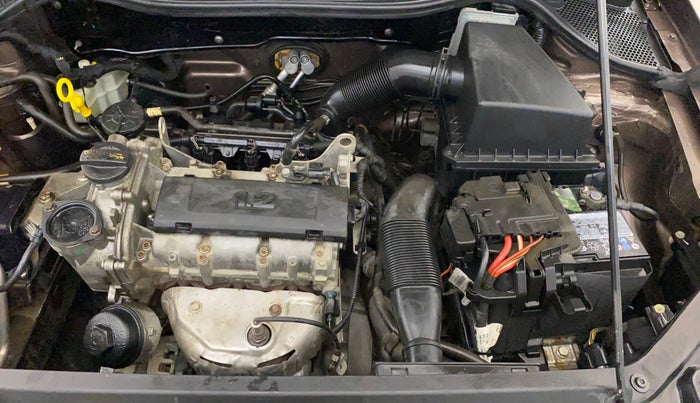 2017 Volkswagen Polo HIGHLINE1.2L, Petrol, Manual, 42,978 km, Engine View - Left