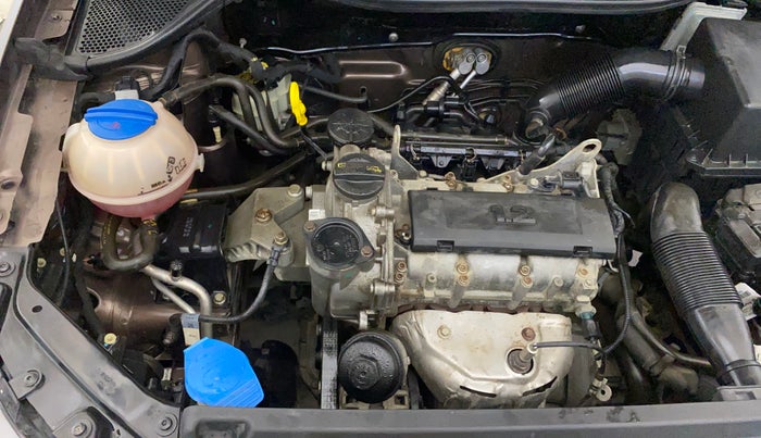 2017 Volkswagen Polo HIGHLINE1.2L, Petrol, Manual, 42,978 km, Engine View - Right