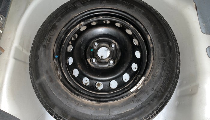 2016 Maruti Swift Dzire VXI AT, Petrol, Automatic, 68,717 km, Spare Tyre