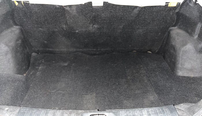 2016 Maruti Swift Dzire VXI AT, Petrol, Automatic, 68,717 km, Boot Inside