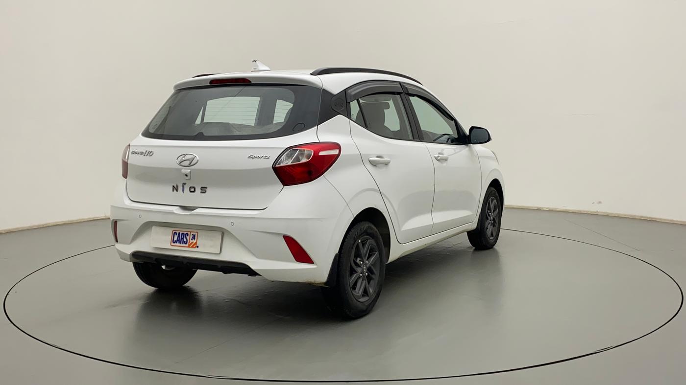 2020 Hyundai GRAND I10 NIOS SPORTZ 1.2 KAPPA VTVT, Petrol, Manual, 33,772 km, Right Back Diagonal