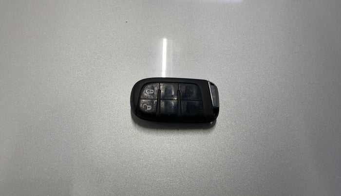 2018 Jeep Compass LIMITED 2.0 DIESEL, Diesel, Manual, 99,002 km, Key Close Up