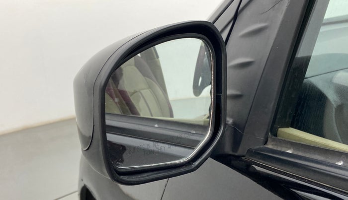 2012 Honda Brio S MT, Petrol, Manual, 95,178 km, Left rear-view mirror - Cover has minor damage