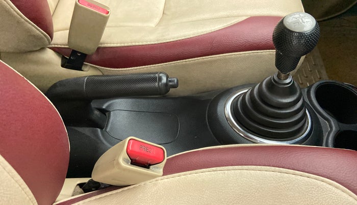 2012 Honda Brio S MT, Petrol, Manual, 95,178 km, Gear Lever