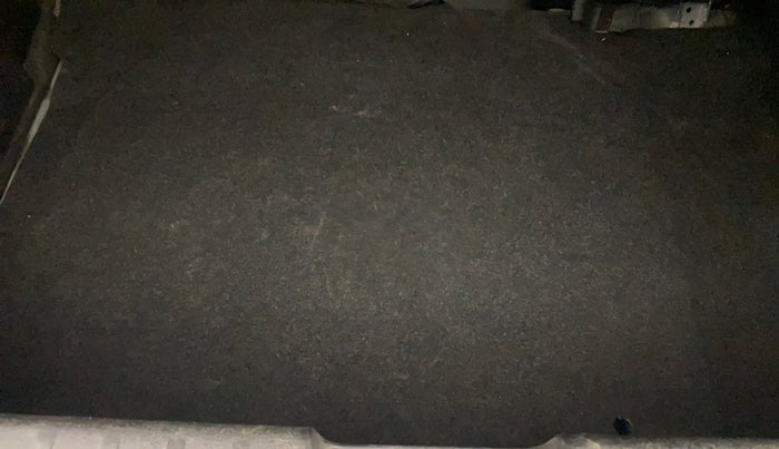 2017 Maruti Baleno DELTA PETROL 1.2, Petrol, Manual, 65,605 km, Boot Inside