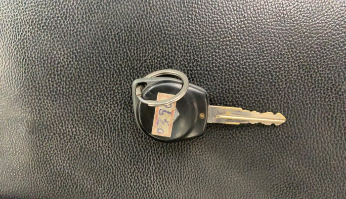 2017 Maruti Baleno DELTA PETROL 1.2, Petrol, Manual, 65,605 km, Key Close Up