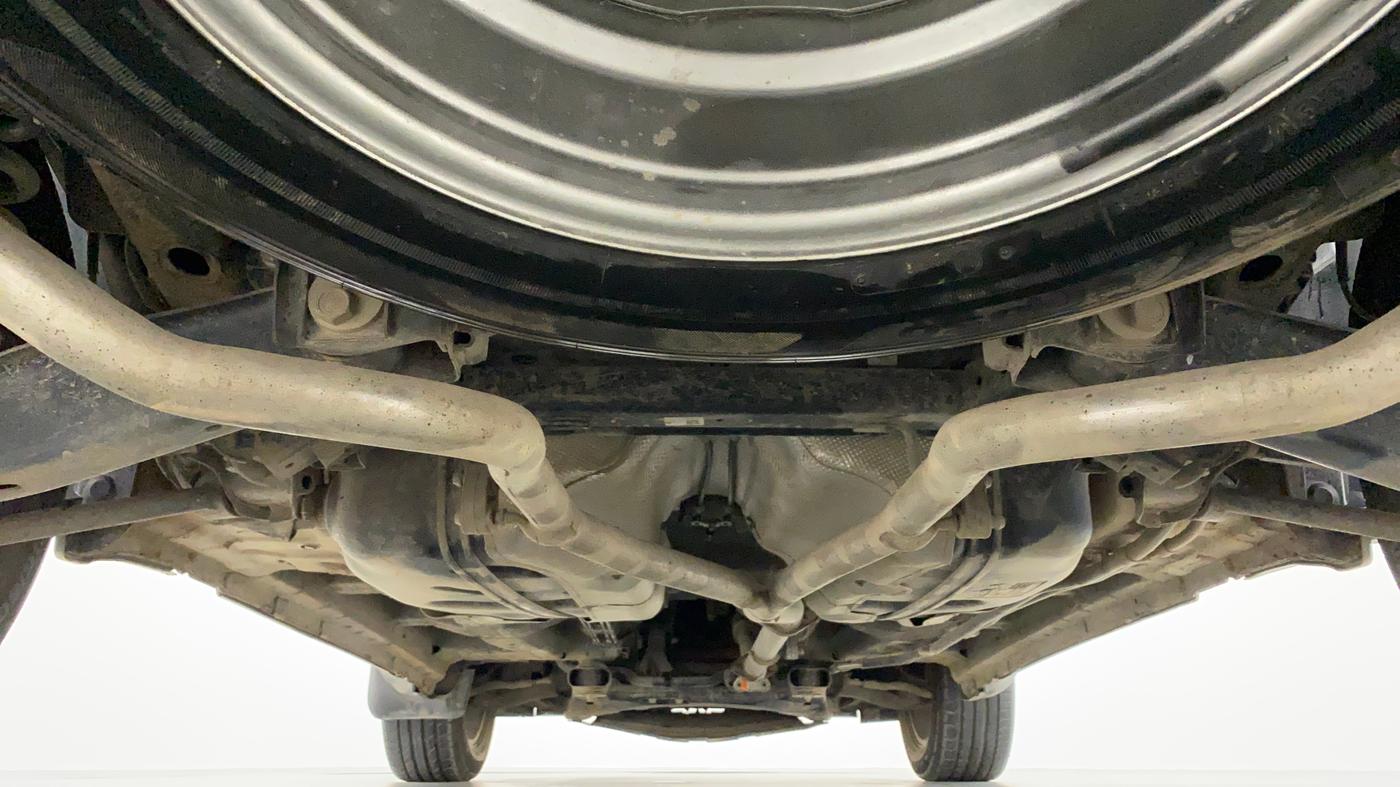 2019 Mahindra XUV500 W11 (O), Diesel, Manual, 21,214 km, Rear Underbody