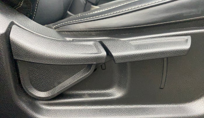 2023 KIA CARENS PRESTIGE 1.5 PETROL 7 STR, Petrol, Manual, 40,834 km, Driver Side Adjustment Panel