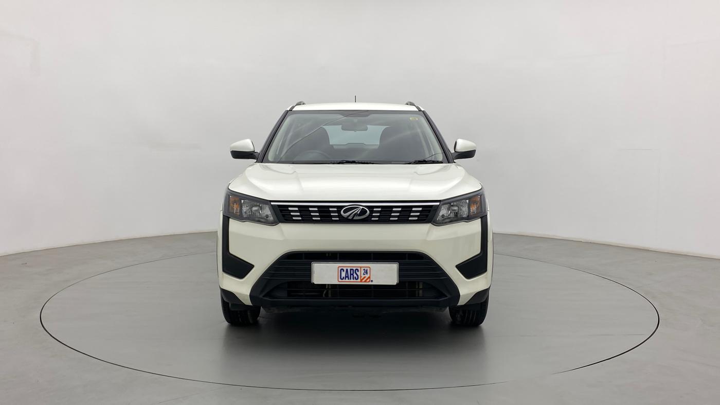 2022 Mahindra XUV300 1.5 W6 MT, Diesel, Manual, 18,832 km, Front