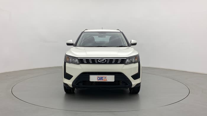 2022 Mahindra XUV300 1.5 W6 MT, Diesel, Manual, 18,832 km, Front