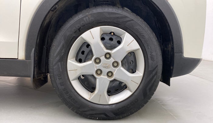 2022 Mahindra XUV300 1.5 W6 MT, Diesel, Manual, 18,832 km, Right Front Wheel