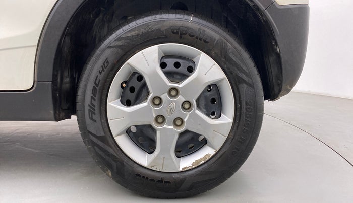 2022 Mahindra XUV300 1.5 W6 MT, Diesel, Manual, 18,832 km, Left Rear Wheel