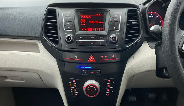 2022 Mahindra XUV300 1.5 W6 MT, Diesel, Manual, 18,832 km, Air Conditioner