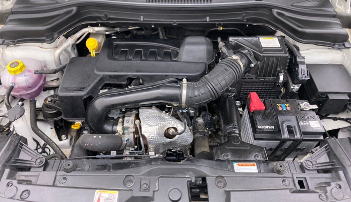 2022 Mahindra XUV300 1.5 W6 MT, Diesel, Manual, 18,832 km, Open Bonet