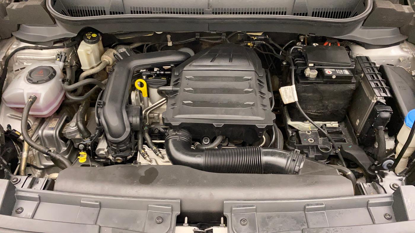 2021 Volkswagen TAIGUN TOPLINE 1.0 TSI MT, Petrol, Manual, 97,554 km, Open Bonet
