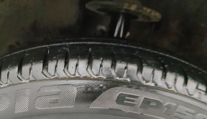 2017 Maruti Dzire VXI, Petrol, Manual, 35,815 km, Left Front Tyre Tread