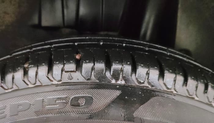 2017 Maruti Dzire VXI, Petrol, Manual, 35,815 km, Left Rear Tyre Tread