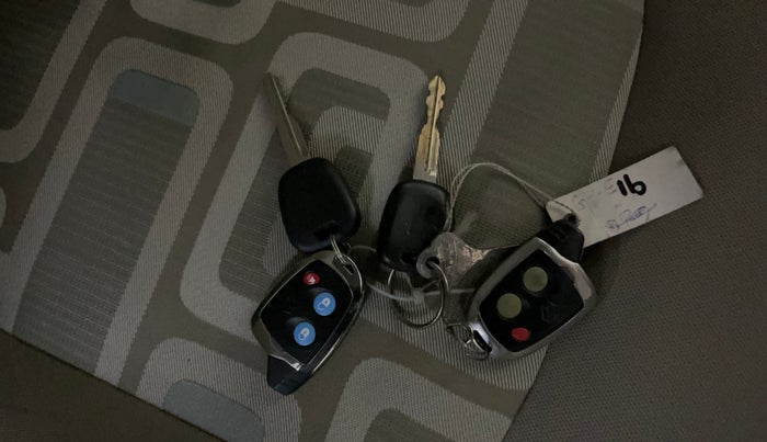 2019 Maruti Celerio VXI CNG, CNG, Manual, 1,35,691 km, Key Close Up