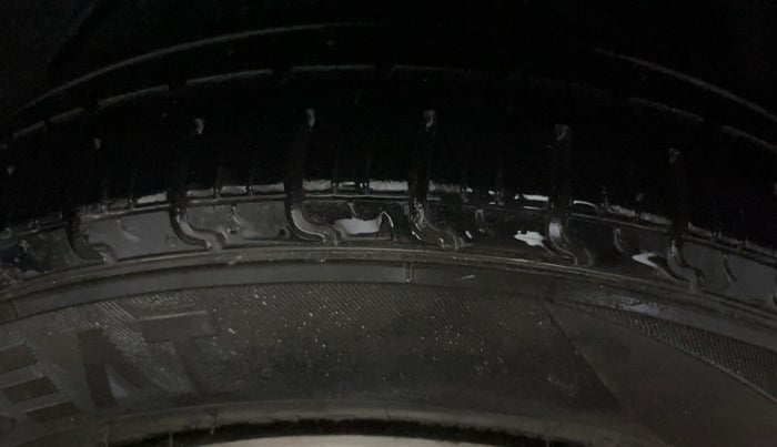 2019 Maruti Celerio VXI CNG, CNG, Manual, 1,35,691 km, Left Rear Tyre Tread