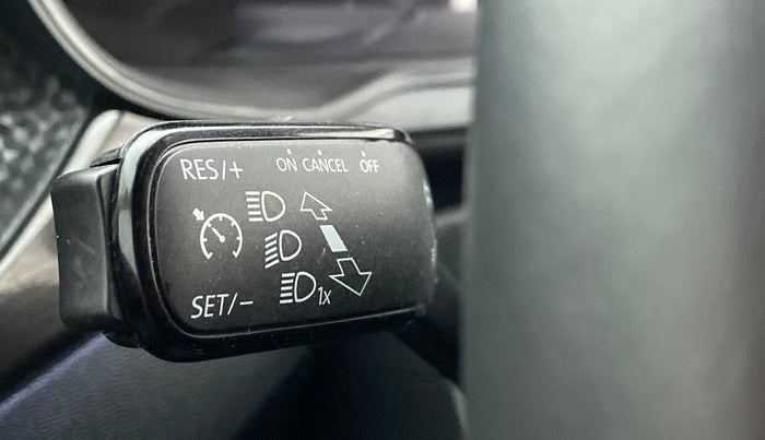 2022 Skoda KUSHAQ STYLE 1.5TSI AT (6 AIRBAG), Petrol, Automatic, 2,696 km, Adaptive Cruise Control